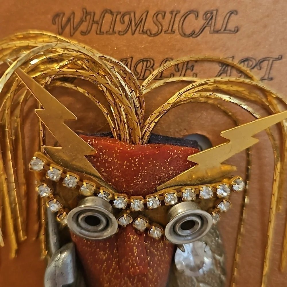 Greg Kevin Delaney Whimsical Face Brooch w/ Additional Saying Pin